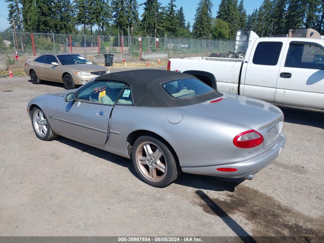 2000 JAGUAR XK8 SAJJA42C7YNA05716 Photo 2