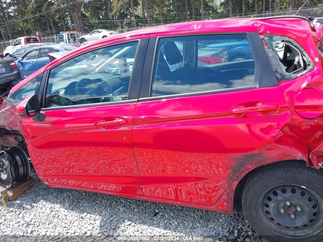Honda FIT LX 2019 3HGGK5H47KM753202 Image 15