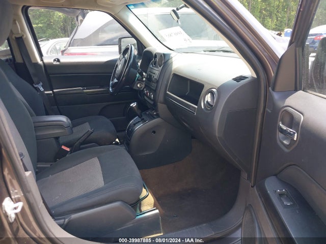 Jeep Patriot Latitude 2014 1C4NJRFB9ED846420 Image 5