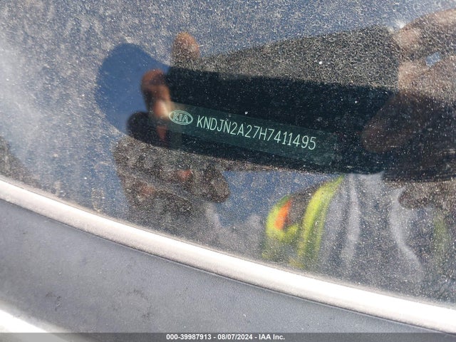 KIA Soul 2017 KNDJN2A27H7411495 Image 9