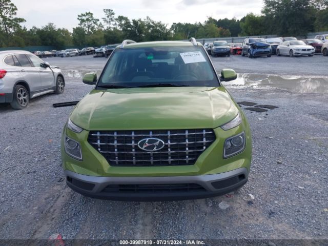 KMHRC8A3XNU171582 Hyundai Venue Sel