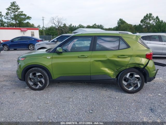 KMHRC8A3XNU171582 Hyundai Venue Sel