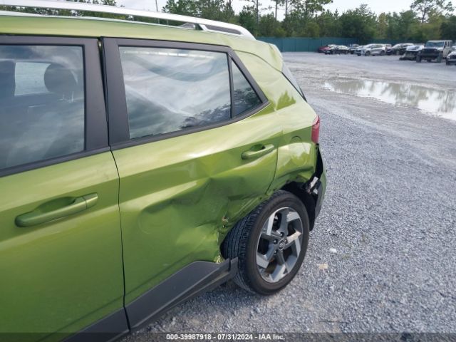 KMHRC8A3XNU171582 Hyundai Venue Sel