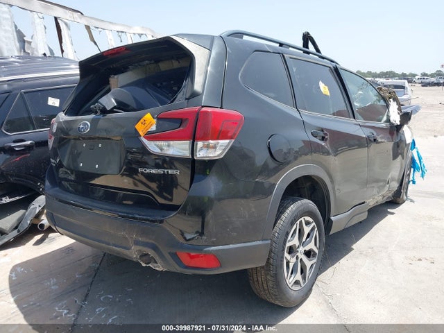 Subaru Forester Premium 2019 JF2SKAECXKH558567 Image 4