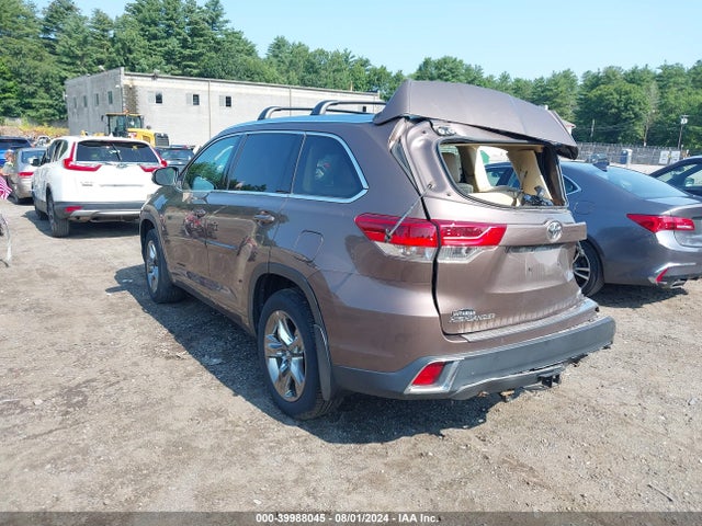 Toyota Highlander Limited Platinum 2017 5TDDZRFH5HS387582 Image 3