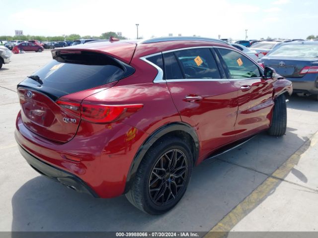 SJKCH5CP5JA057279 Infiniti Qx30 Premium