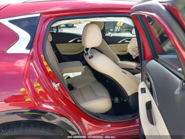 SJKCH5CP5JA057279 Infiniti Qx30 Premium