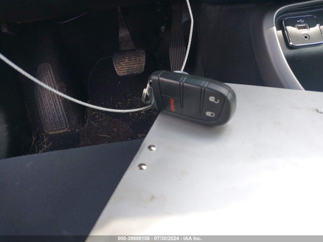 3C4NJCAB6JT122757 Jeep Compass Sport Fwd