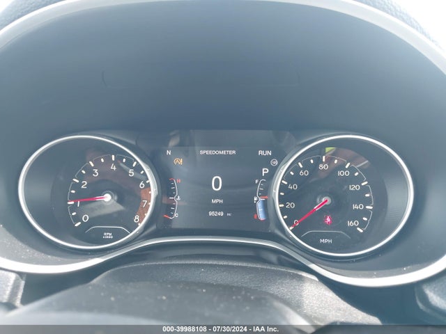 3C4NJCAB6JT122757 Jeep Compass Sport Fwd