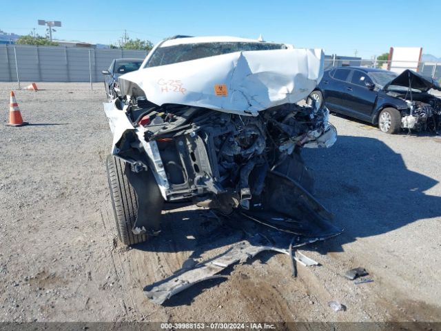 1GKS1AKC1JR360091 GMC YUKON SLE