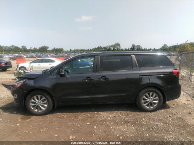 KNDMB5C19K6541481 KIA SEDONA LX