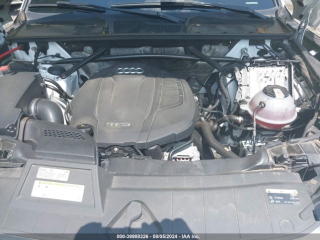 WA1BNAFY9J2059500 Audi Q5 2.0t Premium/2.0t Tech Premium