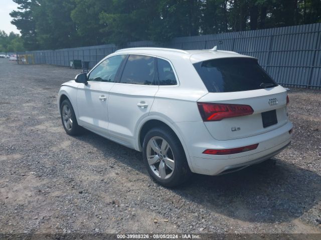 WA1BNAFY9J2059500 Audi Q5 2.0t Premium/2.0t Tech Premium