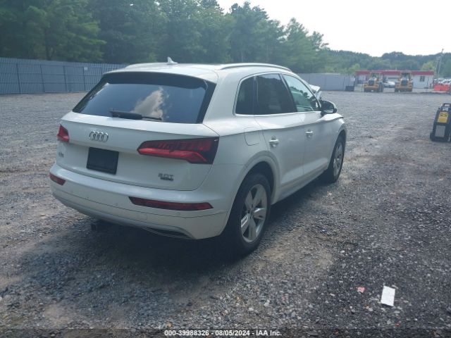 WA1BNAFY9J2059500 Audi Q5 2.0t Premium/2.0t Tech Premium
