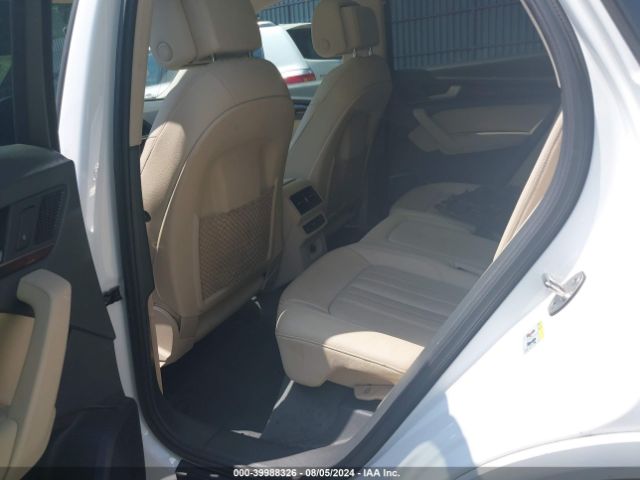 WA1BNAFY9J2059500 Audi Q5 2.0t Premium/2.0t Tech Premium