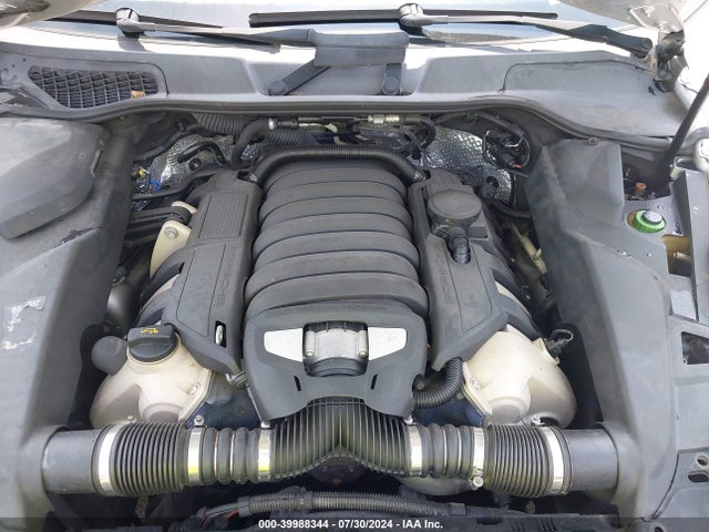 2011 PORSCHE CAYENNE WP1AB2A22BLA51784 Photo 9