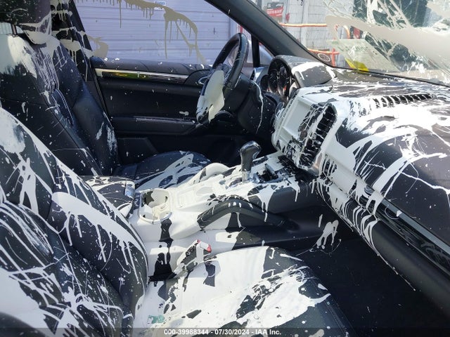 2011 PORSCHE CAYENNE WP1AB2A22BLA51784 Photo 4