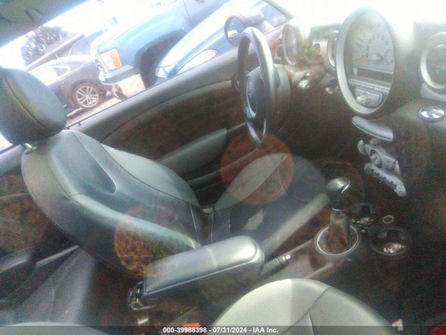 2010 MINI COOPER WMWMF3C50ATZ62319 Photo 4