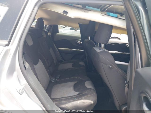 1C4PJLAB0GW312386 Jeep Cherokee Sport