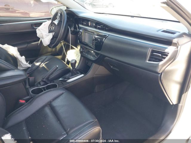 5YFBURHE5EP161054 Toyota Corolla S Premium