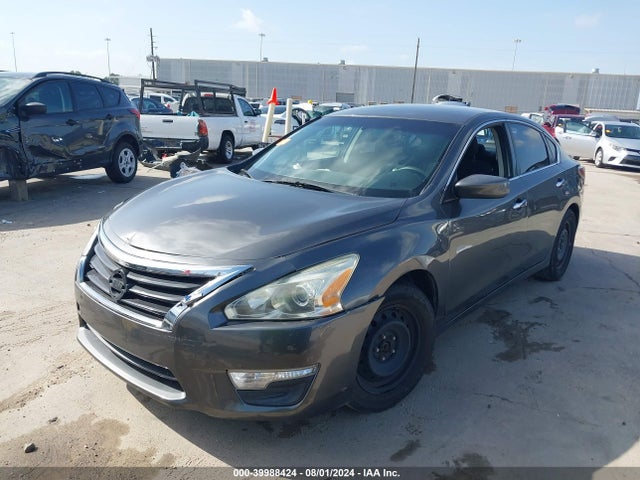 Nissan Altima 2.5 S 2015 1N4AL3AP8FN866734 Image 2