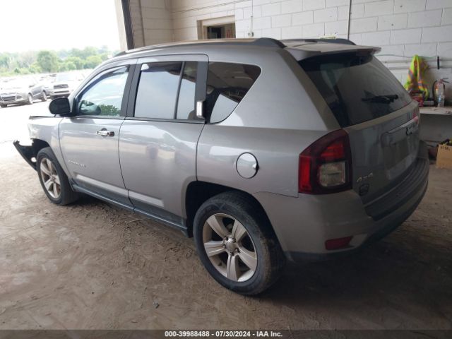 1C4NJDEB5ED735061 Jeep Compass Latitude