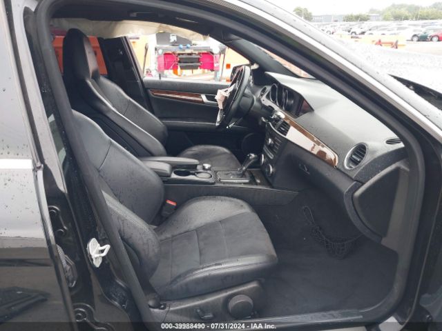 WDDGF7HB6EA960393 Mercedes-Benz C 63 Amg