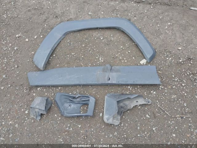 2T3J1RFVXKW010221 Toyota Rav4 Adventure