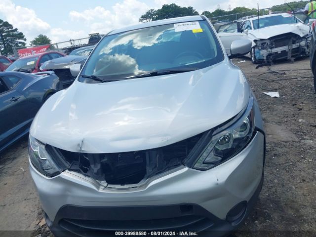 JN1BJ1CP3JW155471 Nissan Rogue Sport S