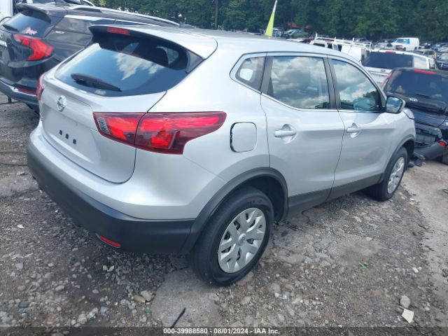JN1BJ1CP3JW155471 Nissan Rogue Sport S