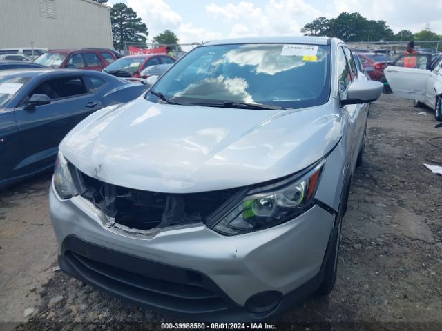 JN1BJ1CP3JW155471 Nissan Rogue Sport S