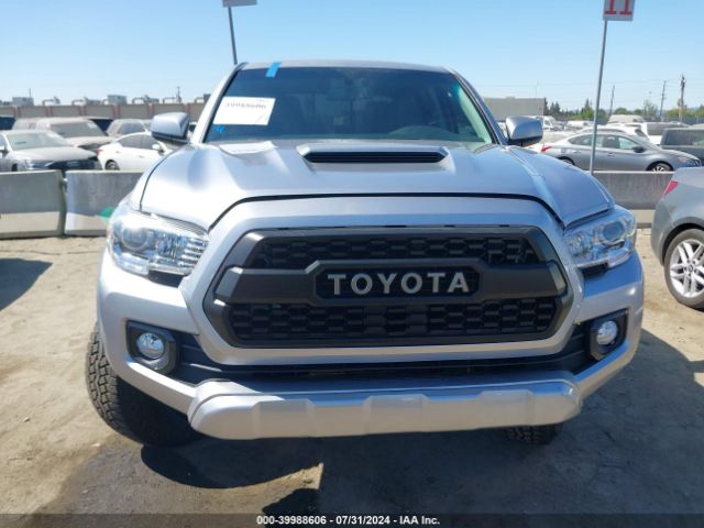 3TMAZ5CNXLM137933 Toyota Tacoma Sr5 V6