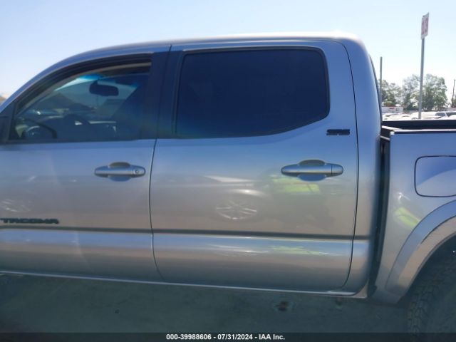 3TMAZ5CNXLM137933 Toyota Tacoma Sr5 V6
