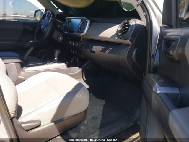 3TMAZ5CNXLM137933 Toyota Tacoma Sr5 V6