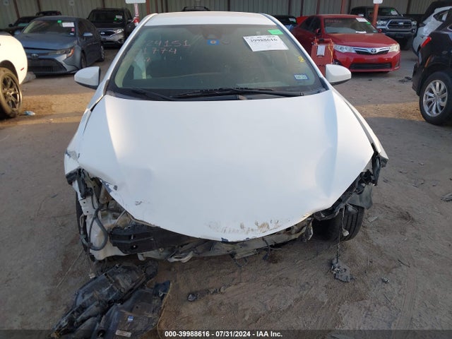 Toyota COROLLA LE 2018 2T1BURHE4JC001774 Image 12