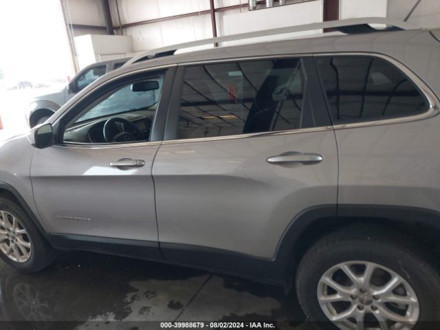 1C4PJMCB7JD564710 Jeep Cherokee Latitude 4x4
