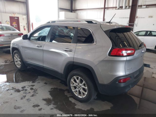 1C4PJMCB7JD564710 Jeep Cherokee Latitude 4x4