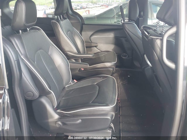 Chrysler Pacifica Hybrid Premium S Appearance Pkg 2024 2C4RC1S73RR104550 Image 8