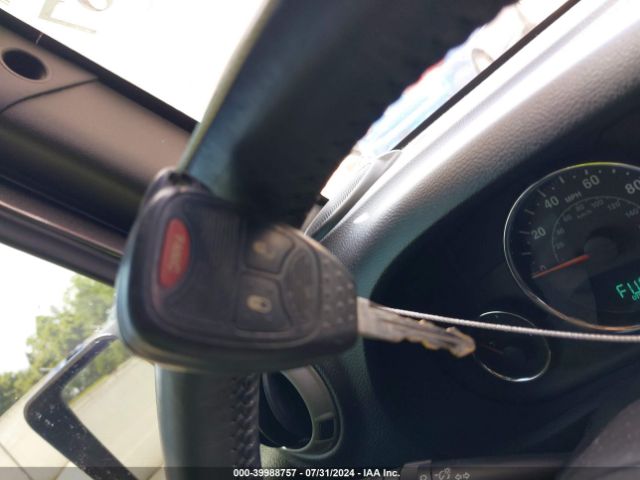 1C4BJWDG7GL337256 Jeep Wrangler Unlimited Sport
