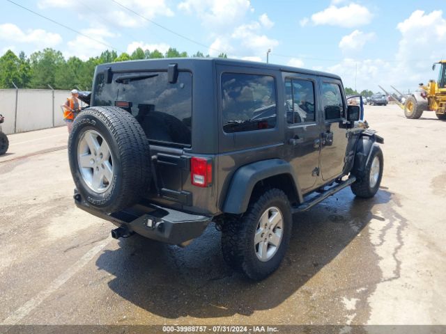 1C4BJWDG7GL337256 Jeep Wrangler Unlimited Sport