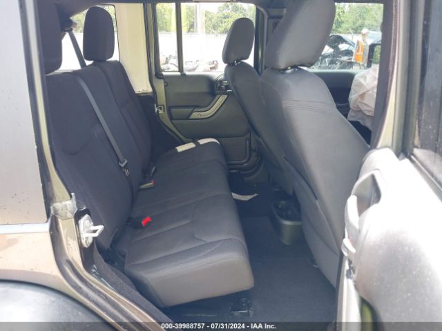 1C4BJWDG7GL337256 Jeep Wrangler Unlimited Sport