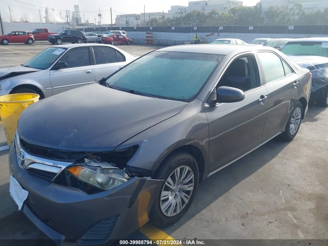 Toyota CAMRY LE 2014 4T4BF1FK5ER411711 Image 2