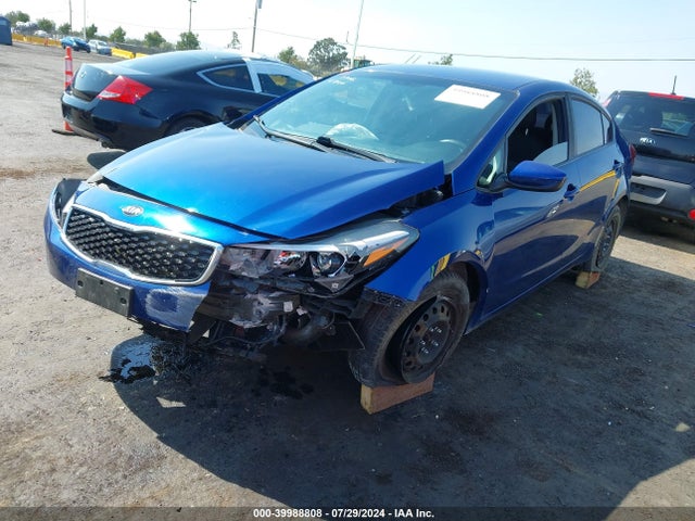 KIA FORTE LX 2017 3KPFK4A7XHE051354 Image 2