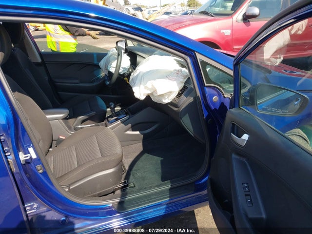 KIA FORTE LX 2017 3KPFK4A7XHE051354 Image 5