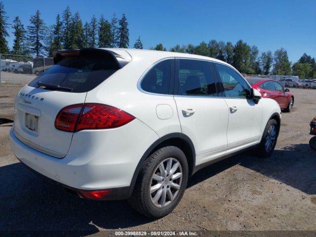 2011 PORSCHE CAYENNE WP1AA2A27BLA06892 Photo 3