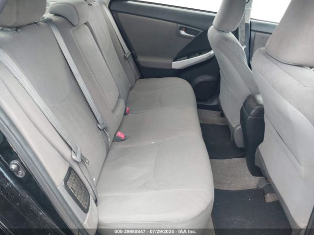 JTDKN3DU3F0448931 Toyota Prius Two
