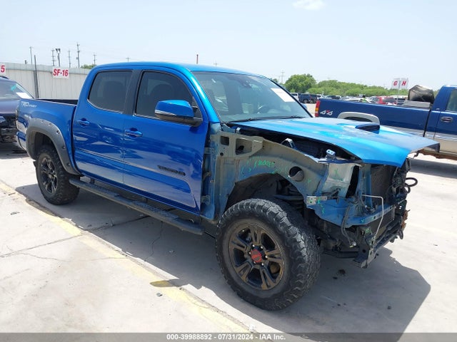 Toyota Tacoma Trd Sport 2018 5TFAZ5CN1JX065141 main image