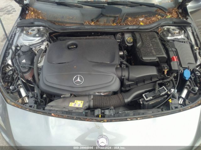 WDDSJ4GB5HN418773 Mercedes-Benz CLA 250 4MATIC