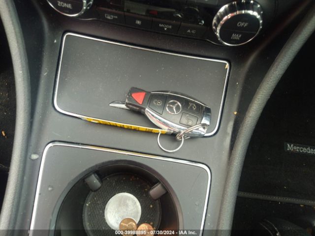 WDDSJ4GB5HN418773 Mercedes-Benz CLA 250 4MATIC