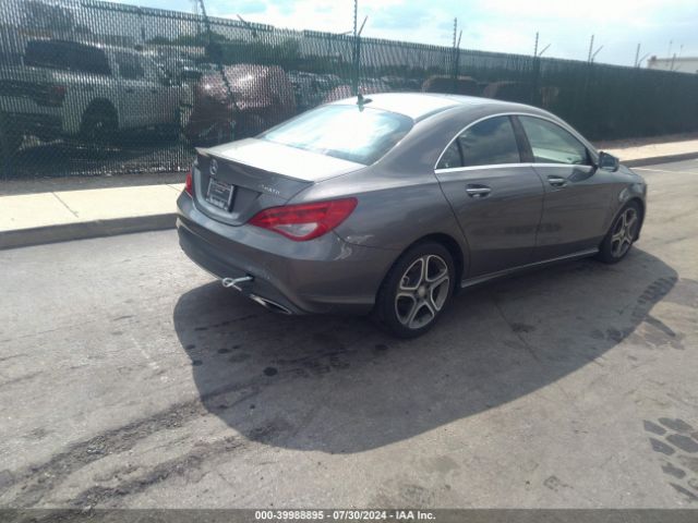 WDDSJ4GB5HN418773 Mercedes-Benz CLA 250 4MATIC